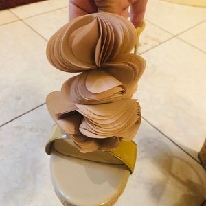 badgley mischka wedge sandal, Size 8.